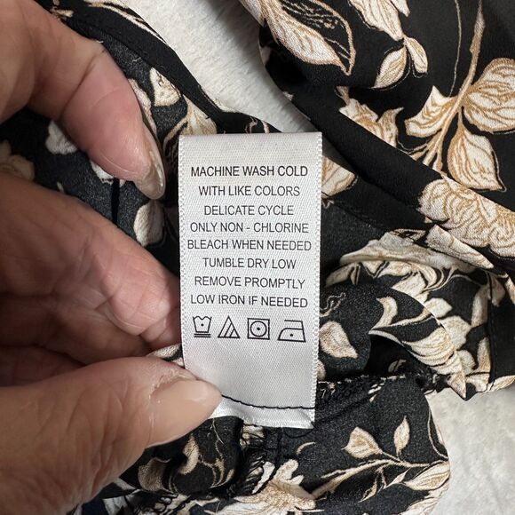 Counterparts Black/Tan Floral Tie Front Ruffle Women's Blouse Size Medium - Picture 9 of 9